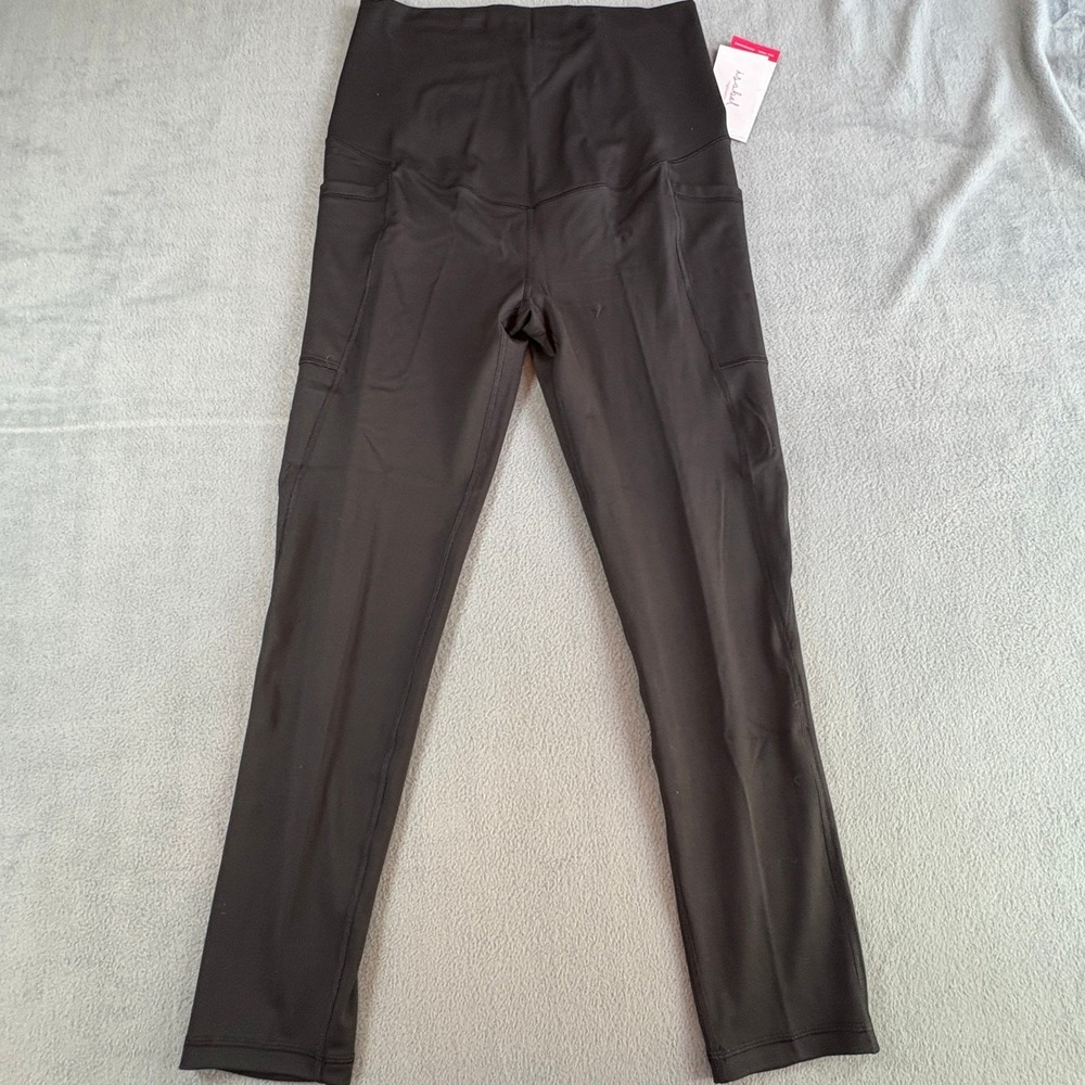 Isabel by Ingrid & Isabel Maternity Full Panel Performance Leggings Black M